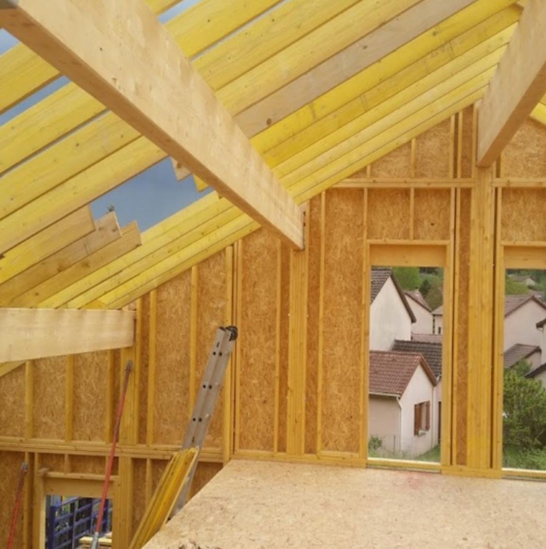 Charpente bois sur mesure, poutres et chevrons